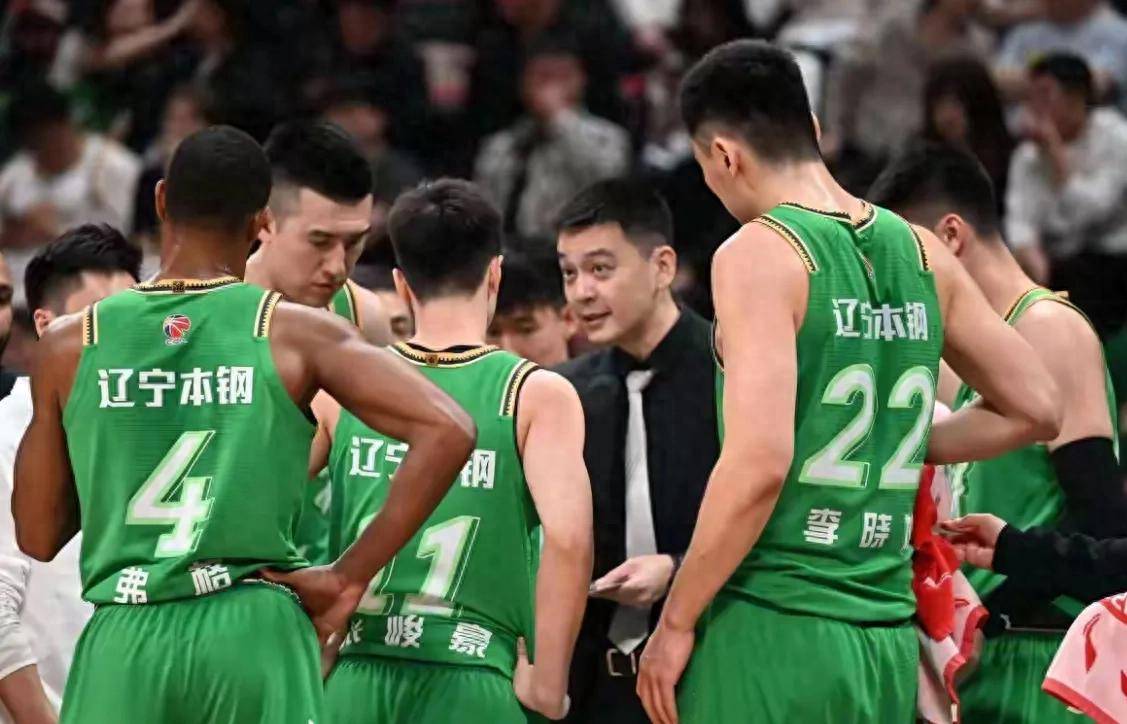 包含辽宁男篮以势不可挡的姿态连胜，自信心大增的词条